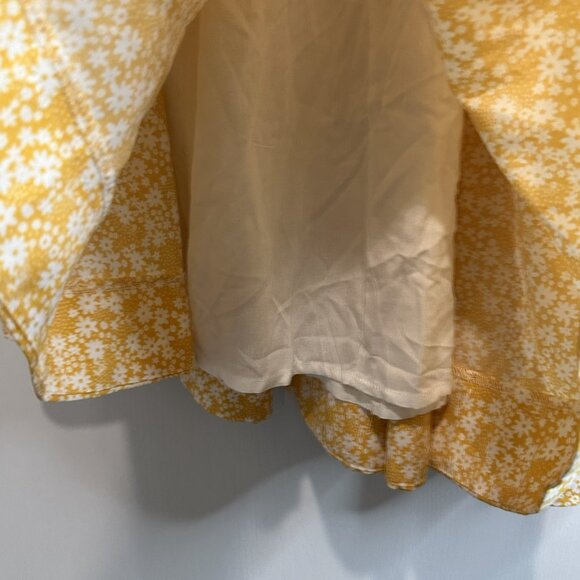 NWT sunny yellow Lulus dress with daisies - Picture 5 of 10